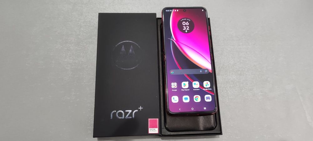 Motorola Moto Razr 40 Ultr,  Razr + Моторола разр, Райзер