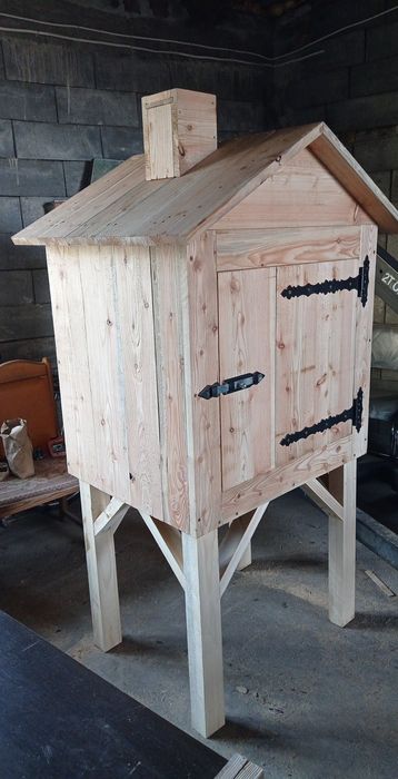 Wędzarnia drewniana