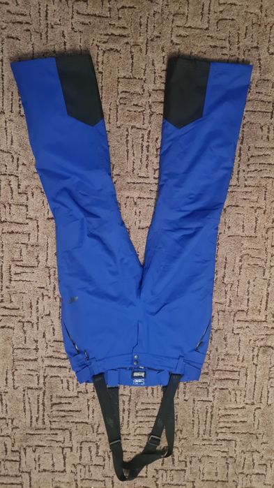 Kurtka i spodnie narciarskie damskie firmy 4f roz. L. Membrana 20 000