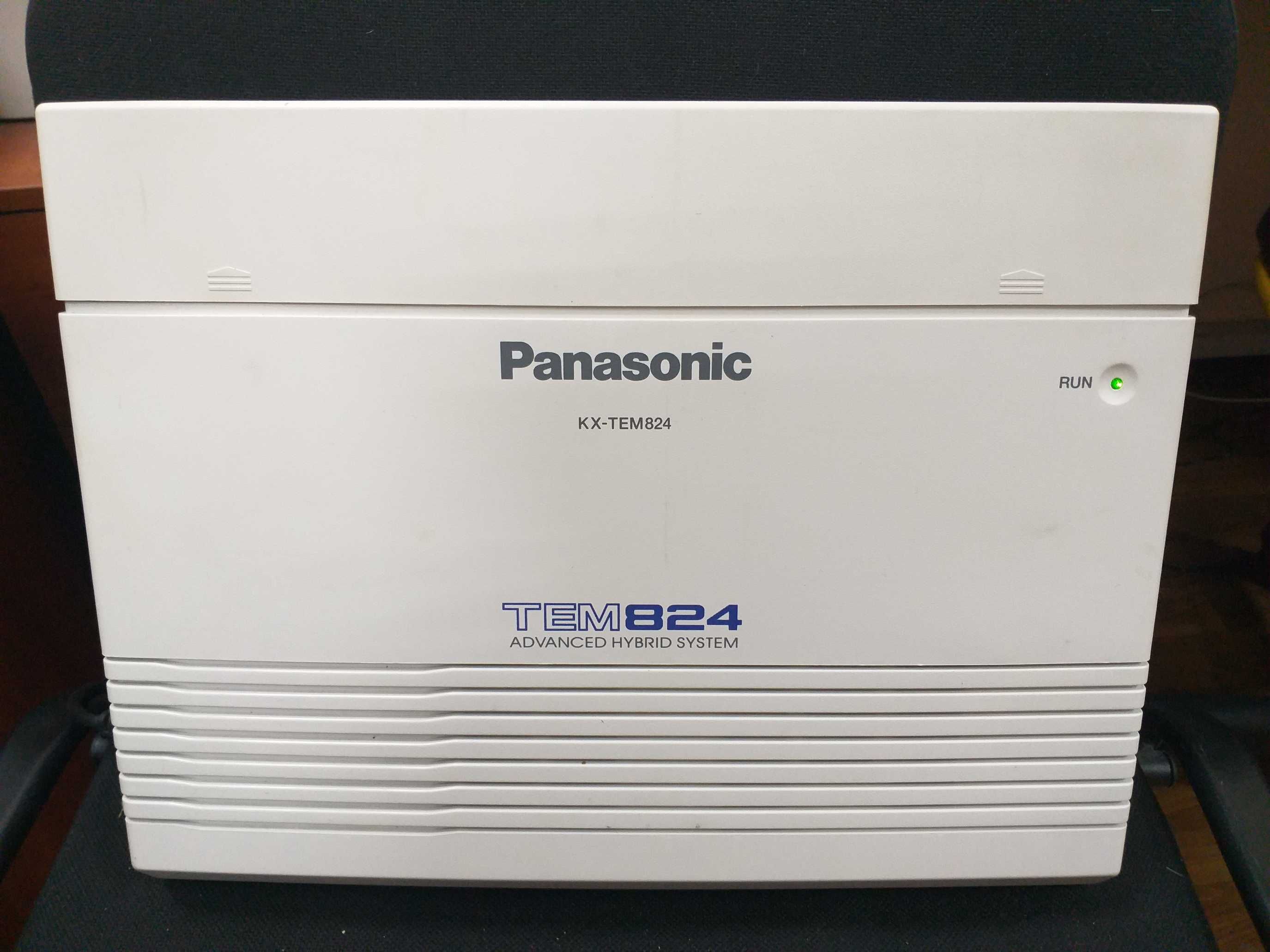 Panasonic KX-TEM824UA, аналогова АТС: 8 зовнішніх/24 внутрішніх портів