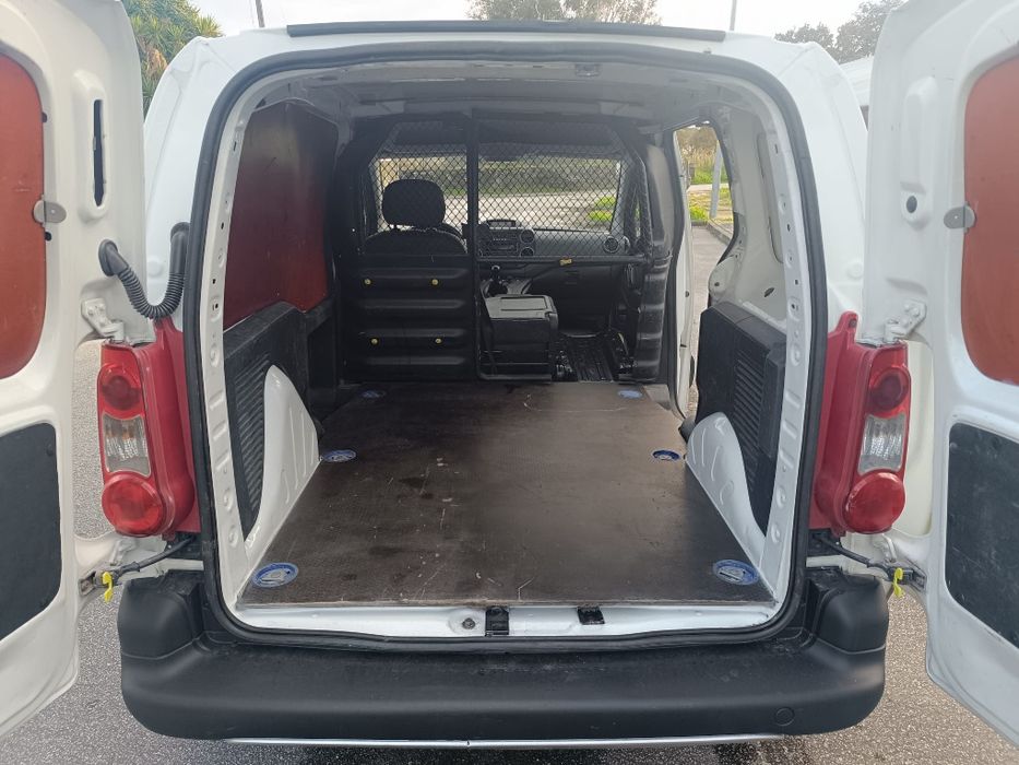 PEUGEOT PARTNER 1.6 hdi 3lugares (mt estimada ESTIMADA)