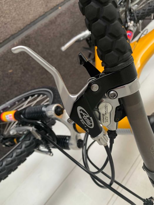 Rower Trek Y11 Carbon Shimano Deore XT Rock Shox Super Stan