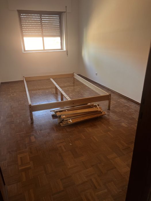 Camas ikea com estrado