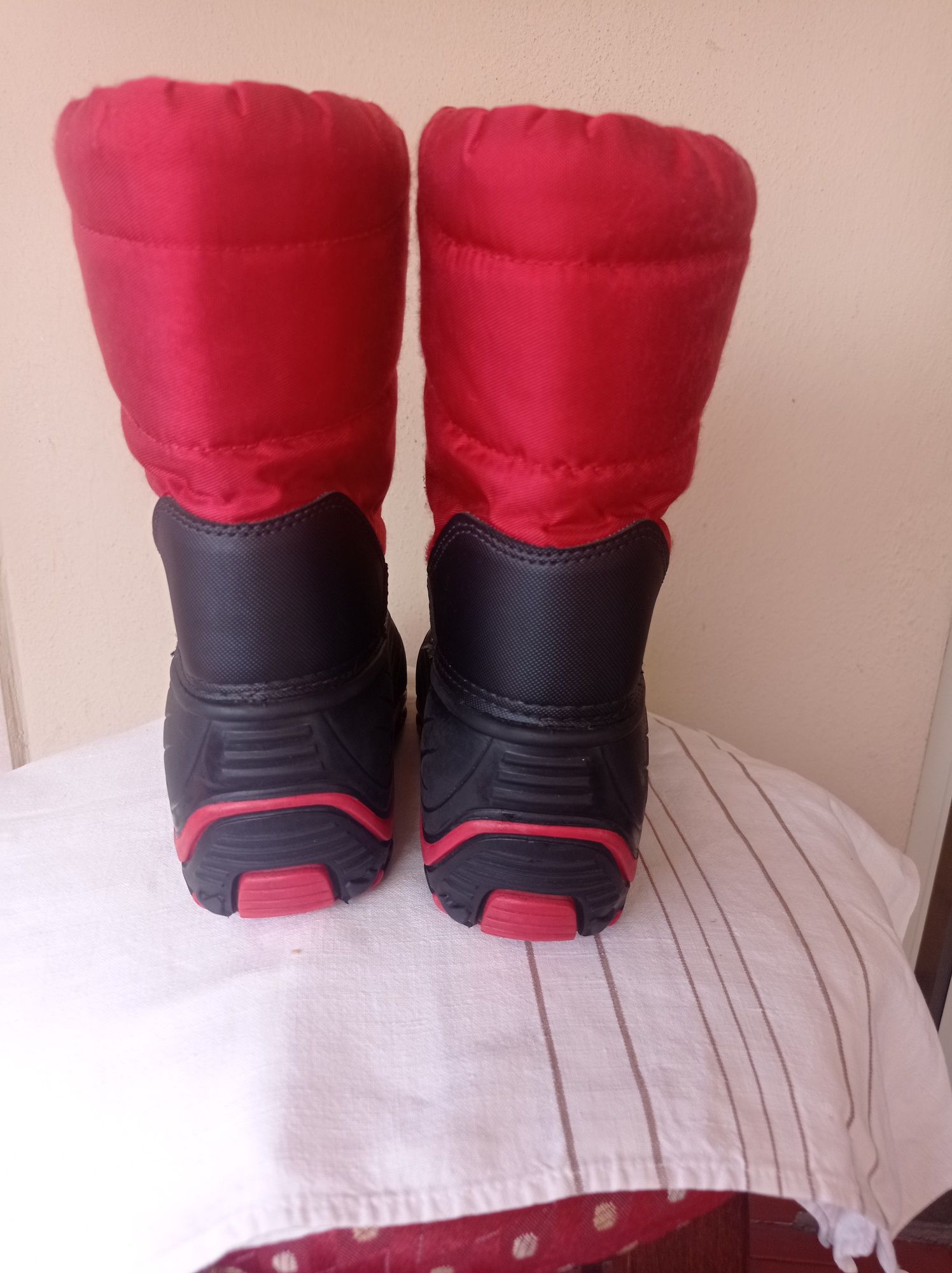 Sniegowce Moon-Boot Olang rozm. 33-34 cena 120zl.