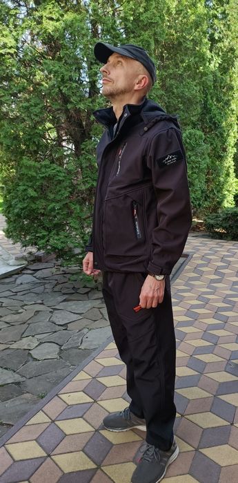 Куртка і штани, на зріст до 176 і вагу від 75