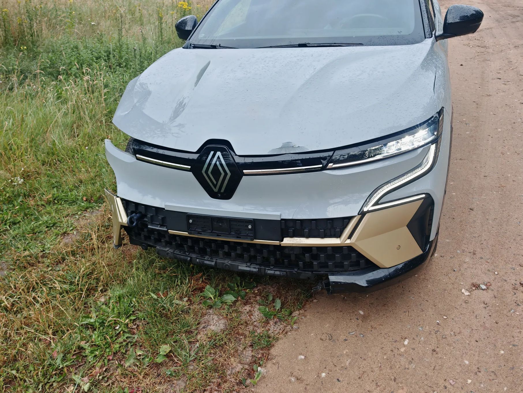 Renault Megane Renault Megane e-tech EV60 Iconic full