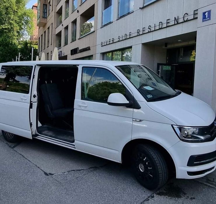 Wynajem bus na wesela/kawalerskie/panieńskie/imprezy okolicznościowe