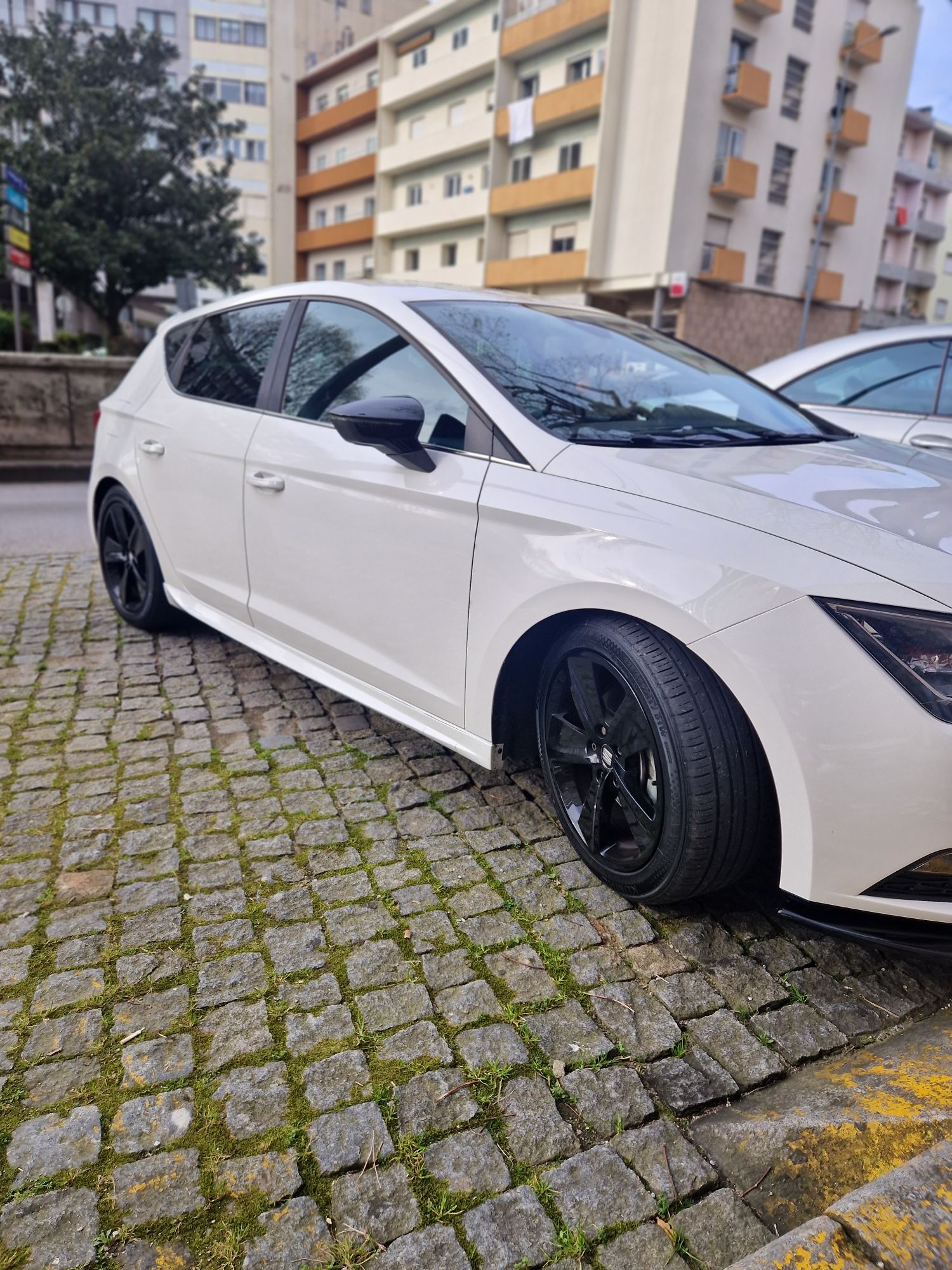 Seat        Leon