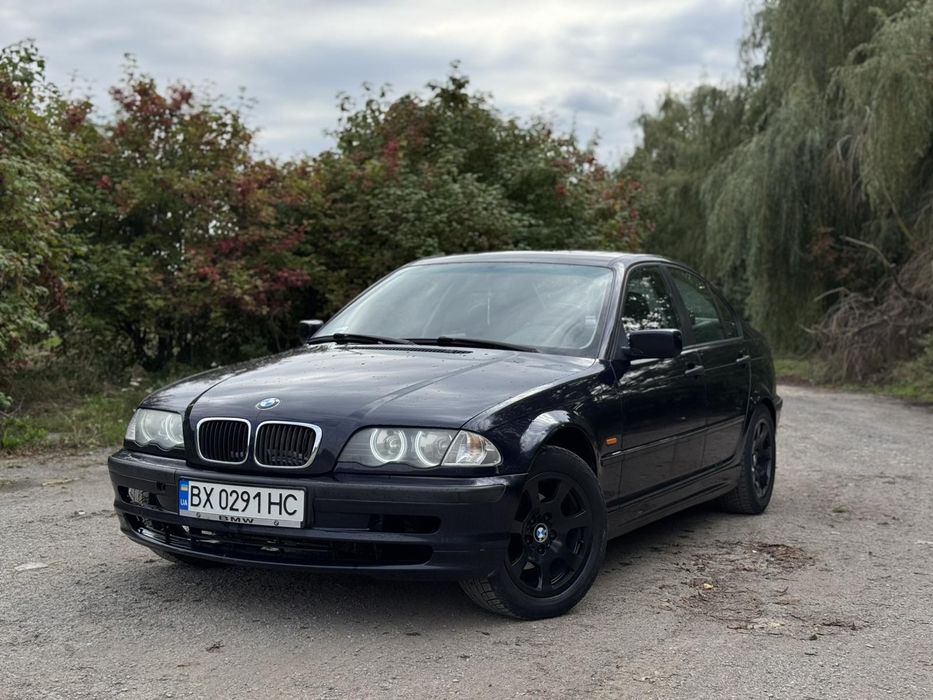 Продам ВМВ  3 Sieres Е-46