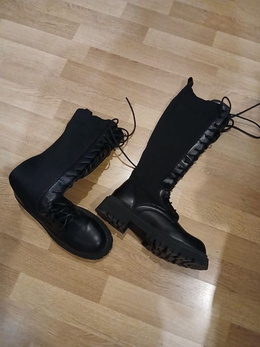 Botas tipo tropa cano alto 38