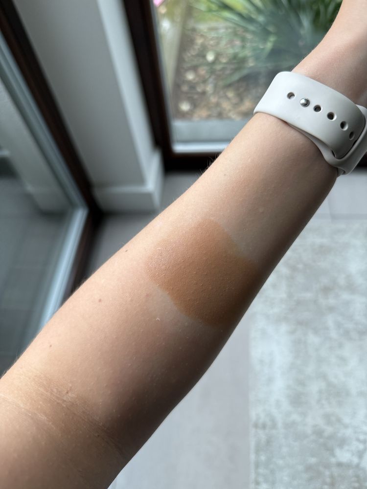 Podkład Estee Lauder Futurist Hydra Rescue