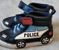 Buty za kostkę policja