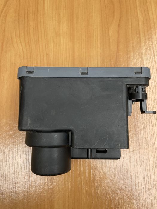 Компресор.Вакуумний насос центрального замка Mercedes-Benz 124