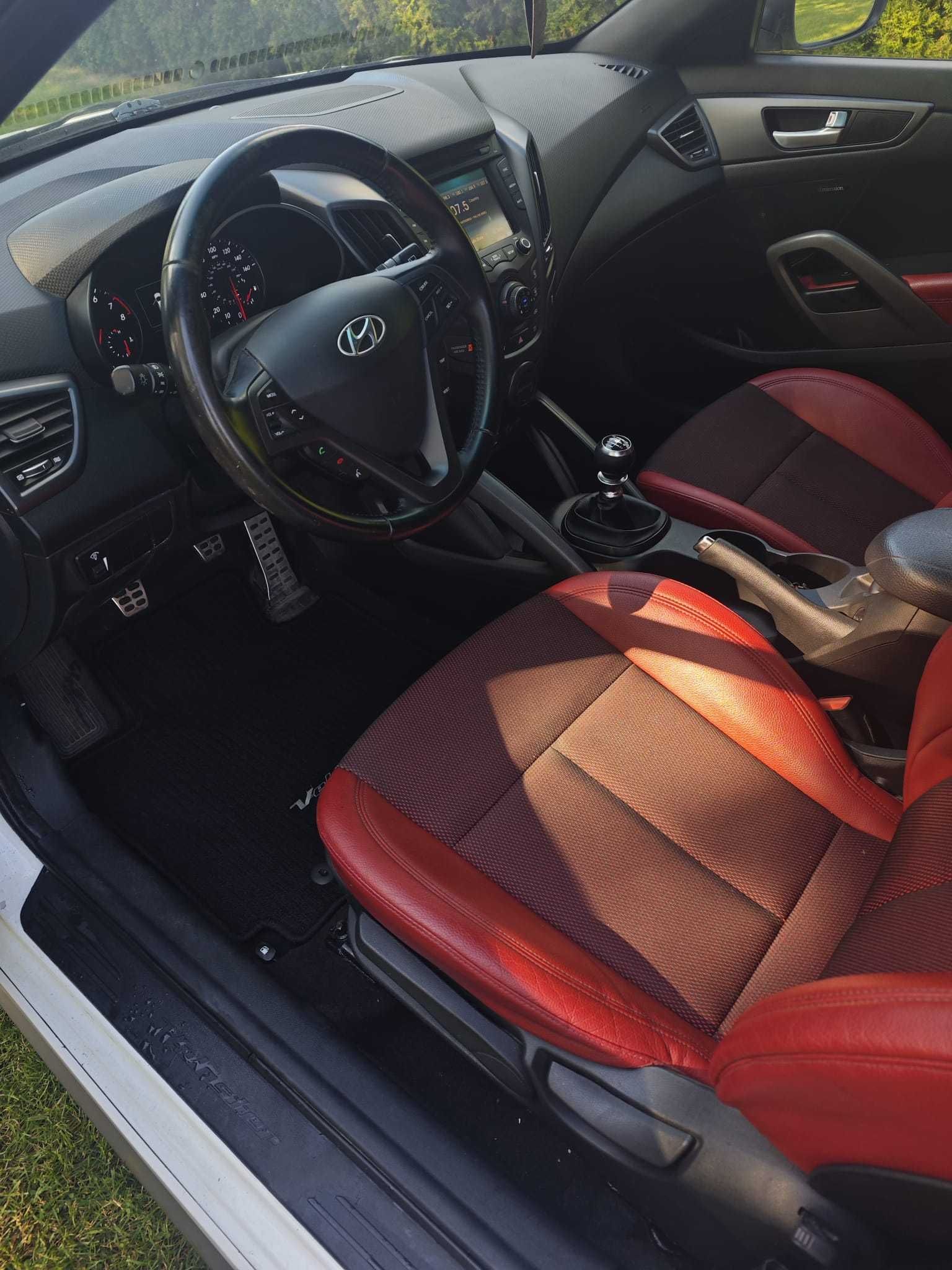 Hyundai Veloster TURBO  R-Spec