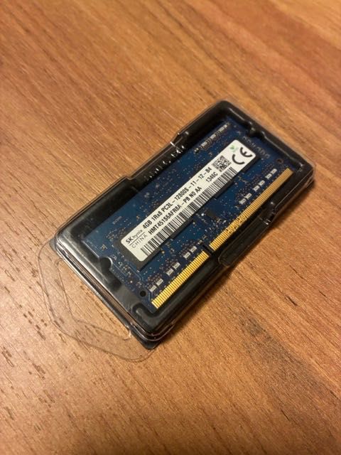 Pamięć RAM Hynix 4GB PC3L-12800s Laptop