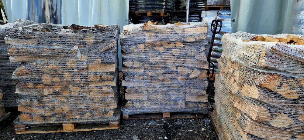 BUK Sezonowane Drewno kominkowe 1mp UKŁADANE NA PALECIE od Daimex.pl
