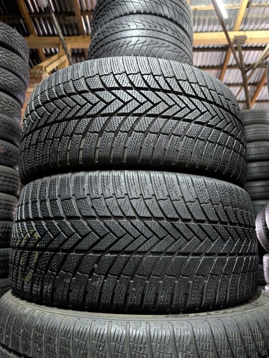Шини зимові 255 35 r 20 Bridgestone резина колеса