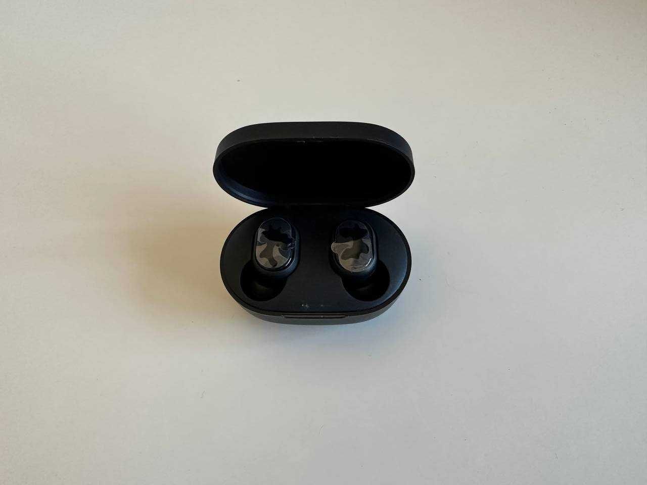 Auriculares Bluetooth Xiaomi Mi Earbuds Basic 2 - Preto - Como Novos!