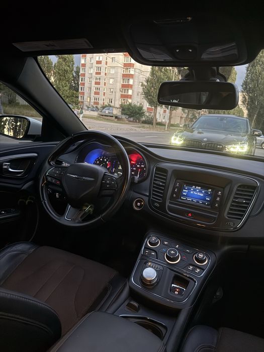 2014 Chrysler 200 S
