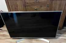 Sprzedam telewizor LG49''