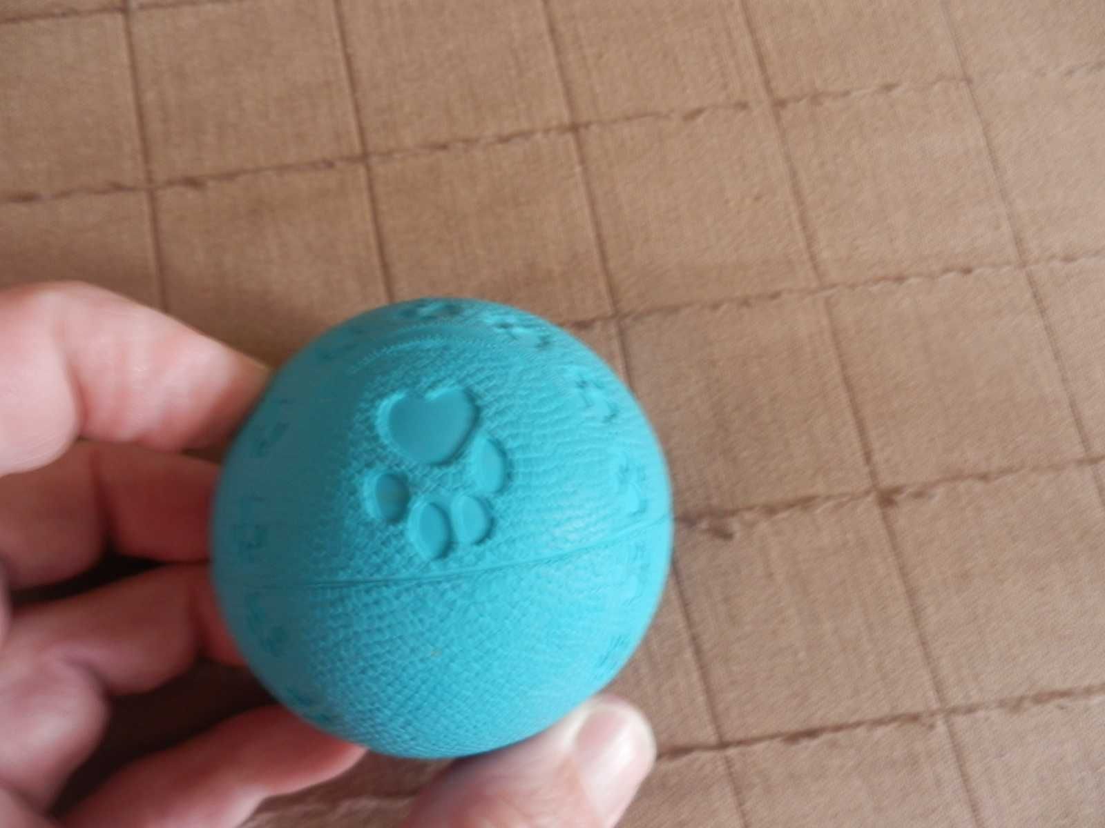 Игрушка мячик  для собак.