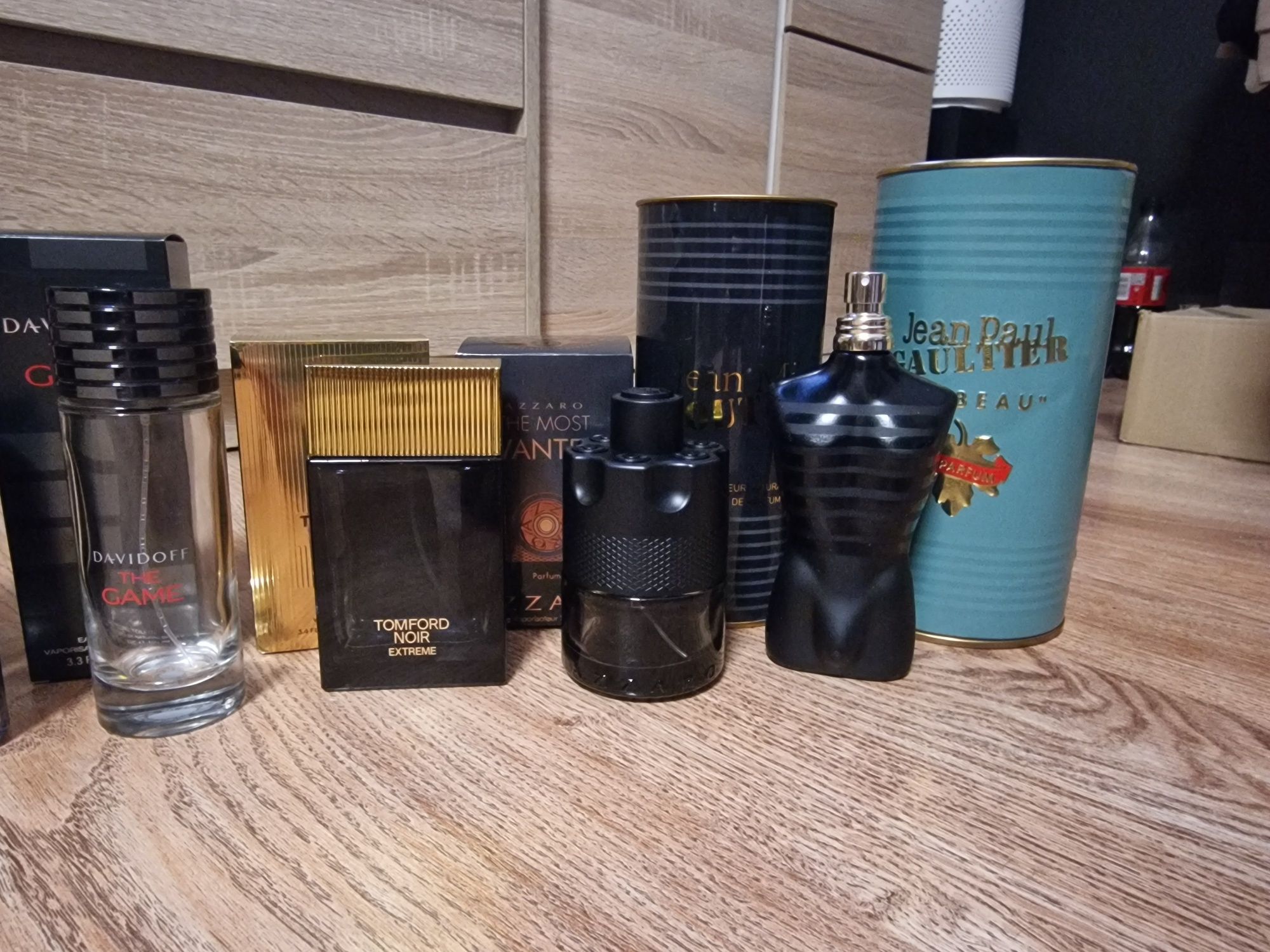 Zestaw flakonów Tom Ford Davidoff Gaultier Azzaro