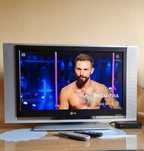 Telewizor LG 32' Model LCD RZ-32LZ55.  W komplecie dekoder TV