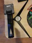 Stopa monitora aoc