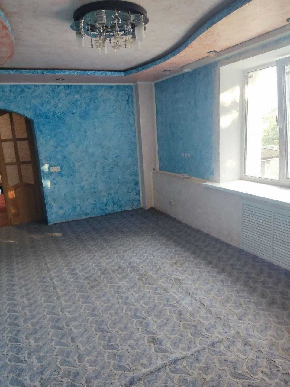 Продам 2-кімнатну квартиру в Дергачах