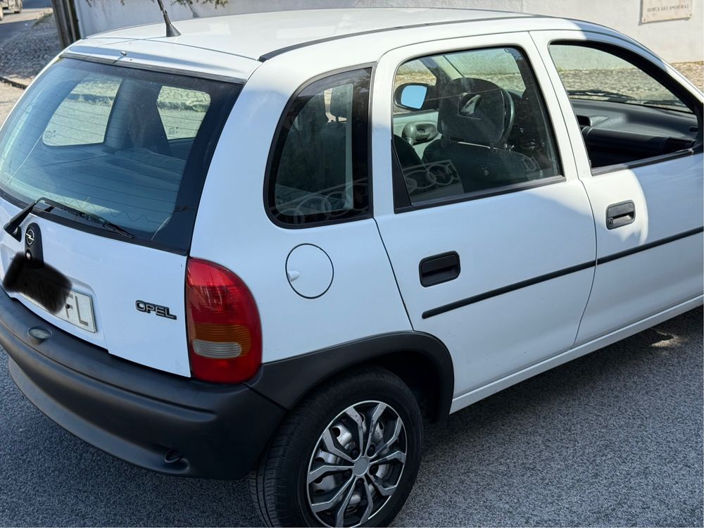 Opel corsa 1.2 Gasolina (impecavel)