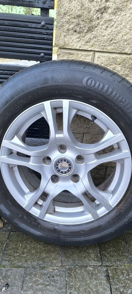 Felgi 15 aluminiowe z oponami