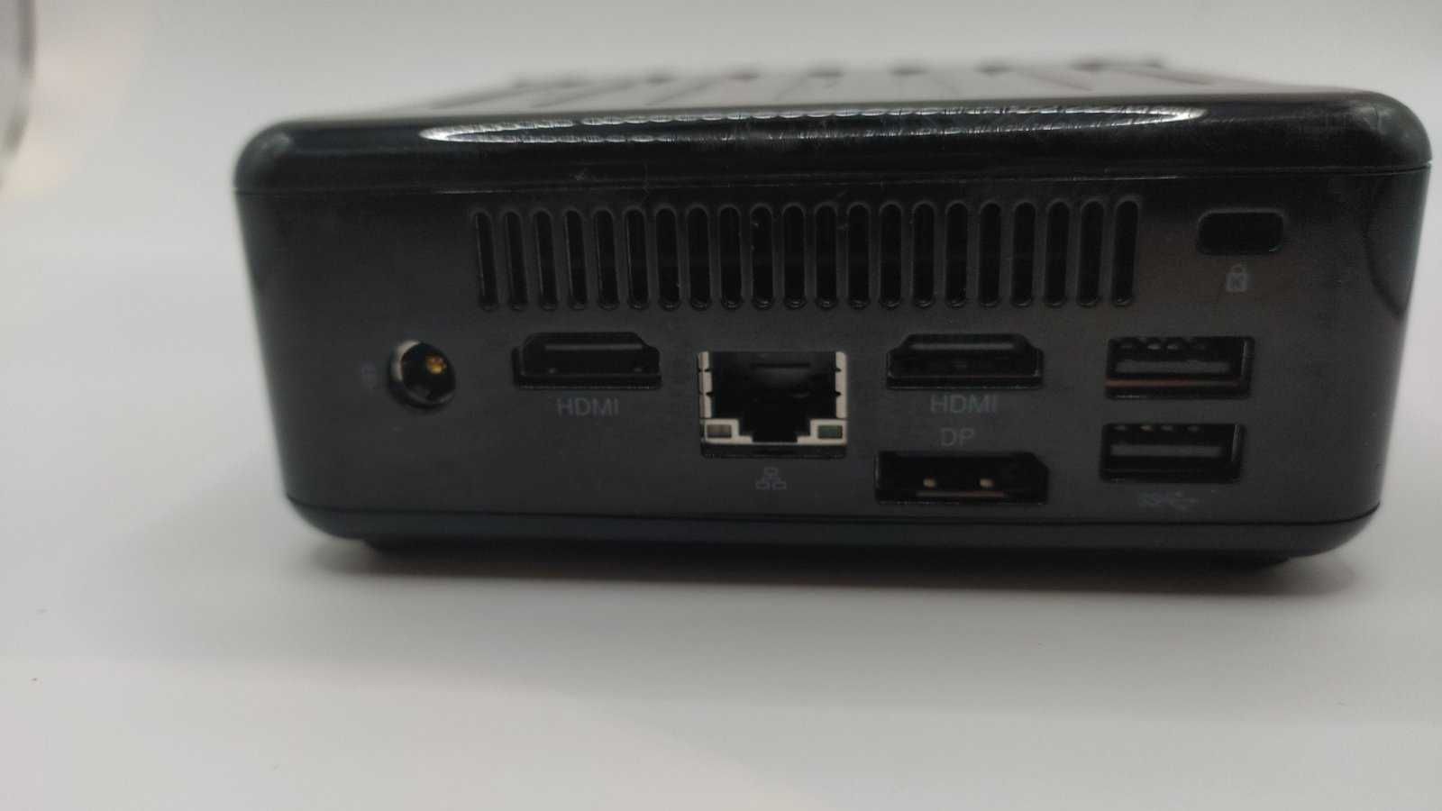 Mini Komputer Asrock Beebox – i5 6th / 8 GB / 256 GB NVMe / WiFi