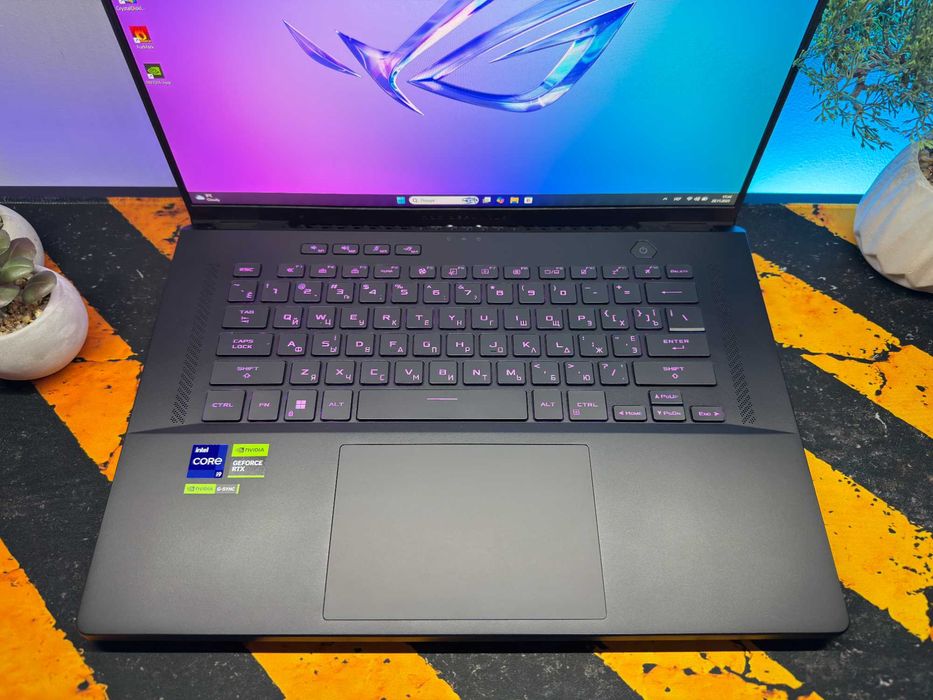 як новий Asus rog zephyrus M16, rtx4070, i9-13900, 1tb, 32gb, 240 hz