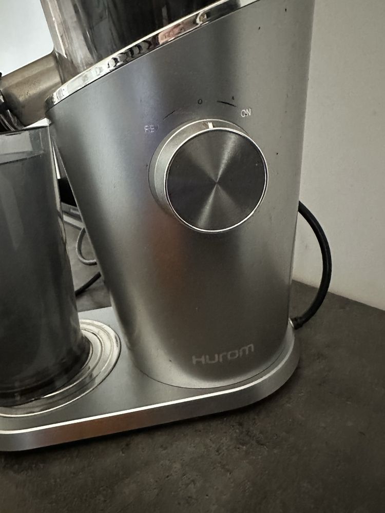 Wyciskarka wolnoobrotowa HUROM H100