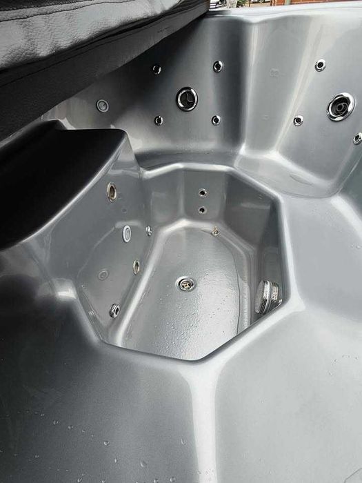 Balia bania jacuzzi ogrodowa akryl hydro aero spa opalana drewnem hot