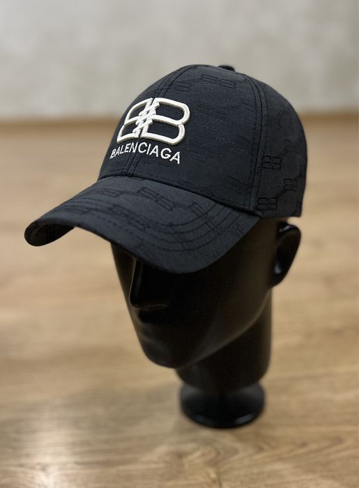 Кепка Balanciaga чорна
