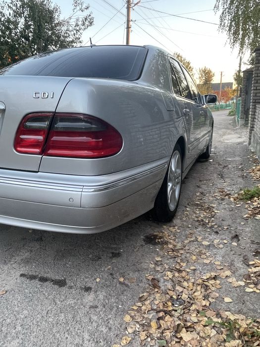 мерседес 210 хороший