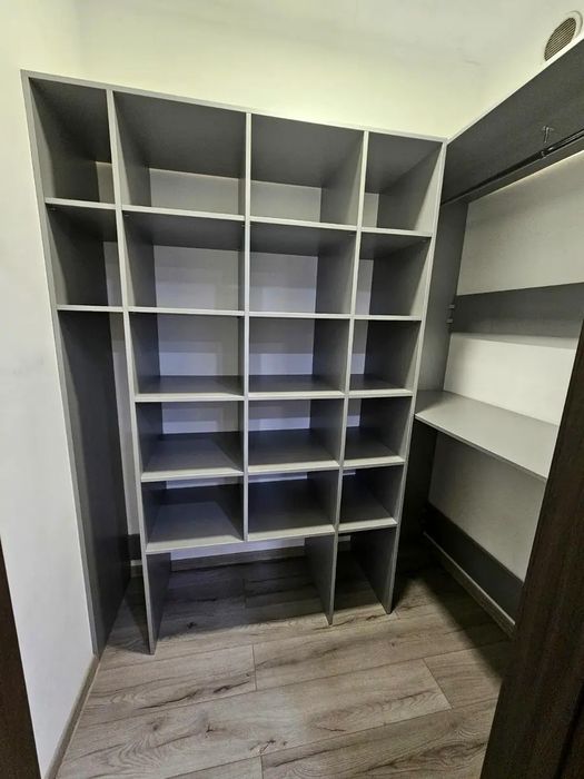 Сдам 2х кімнатну квартиру вул. ВОСКРЕСЕНСЬКА 18Б  жк Паркові озера