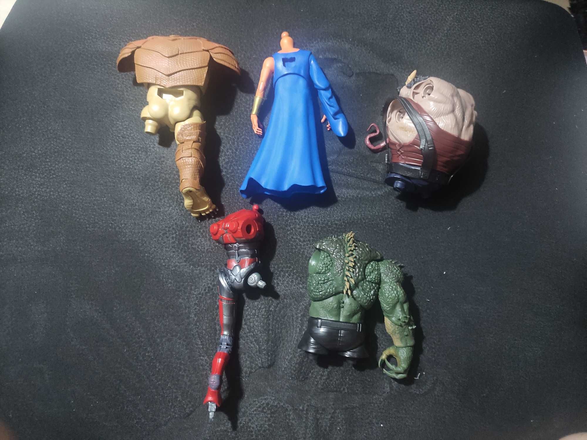 Diversas peças Marvel BAF (preços na descrição)