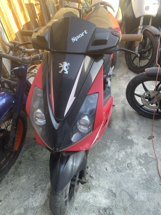 Продам скутер Peugeut jet force