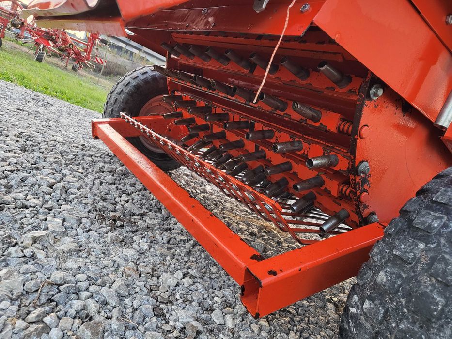 Aerator rurkowy Wiedenmann Perfo-Seeder Profesjonalny 1 m Wertykulator