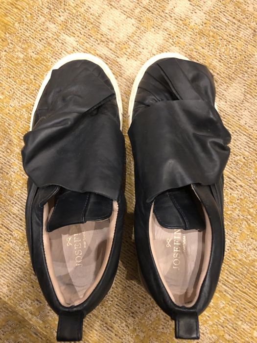 Josefinas Louise Blue Rise 37