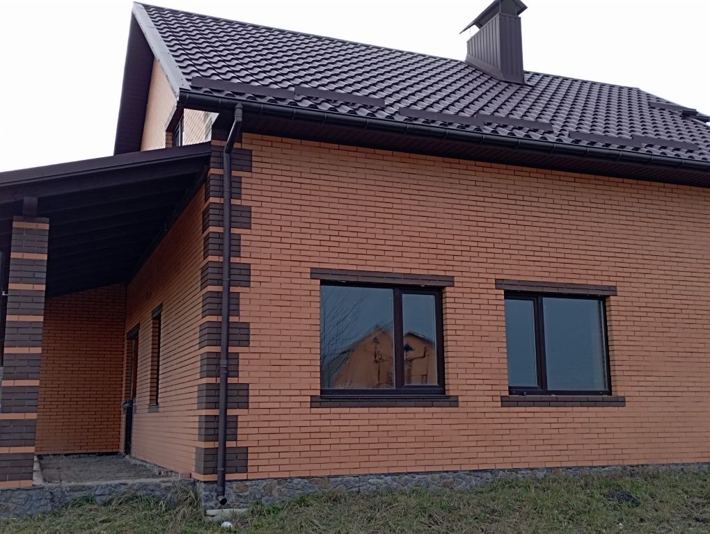 Продається будинок в передмісті Калинівки