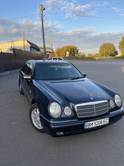 В отличном состояниї мерседес w210 e240 Обмен,Торг!!!