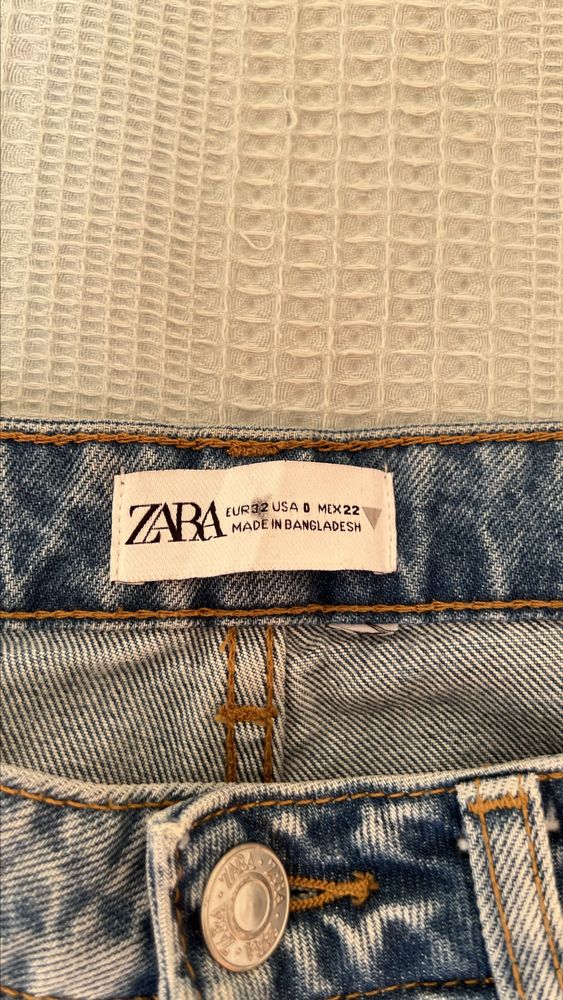 Стильні джинси ZARA з низькою посадкою