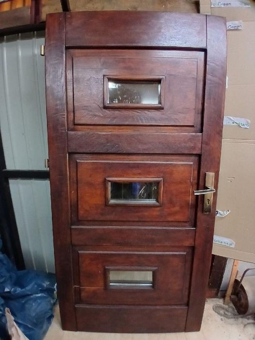 Drzwi zewnętrzne dębowe