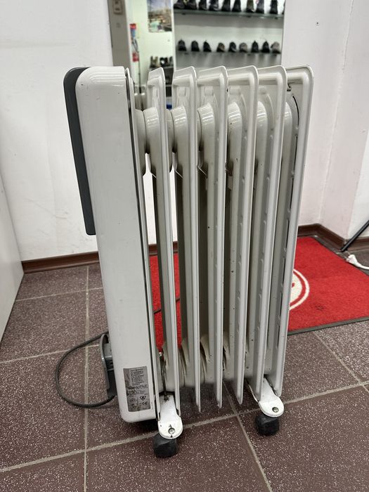 Масляный обогреватель De Longhi (Италия)