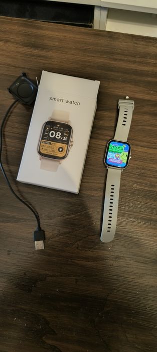Smartwatch, jak nowy tanio