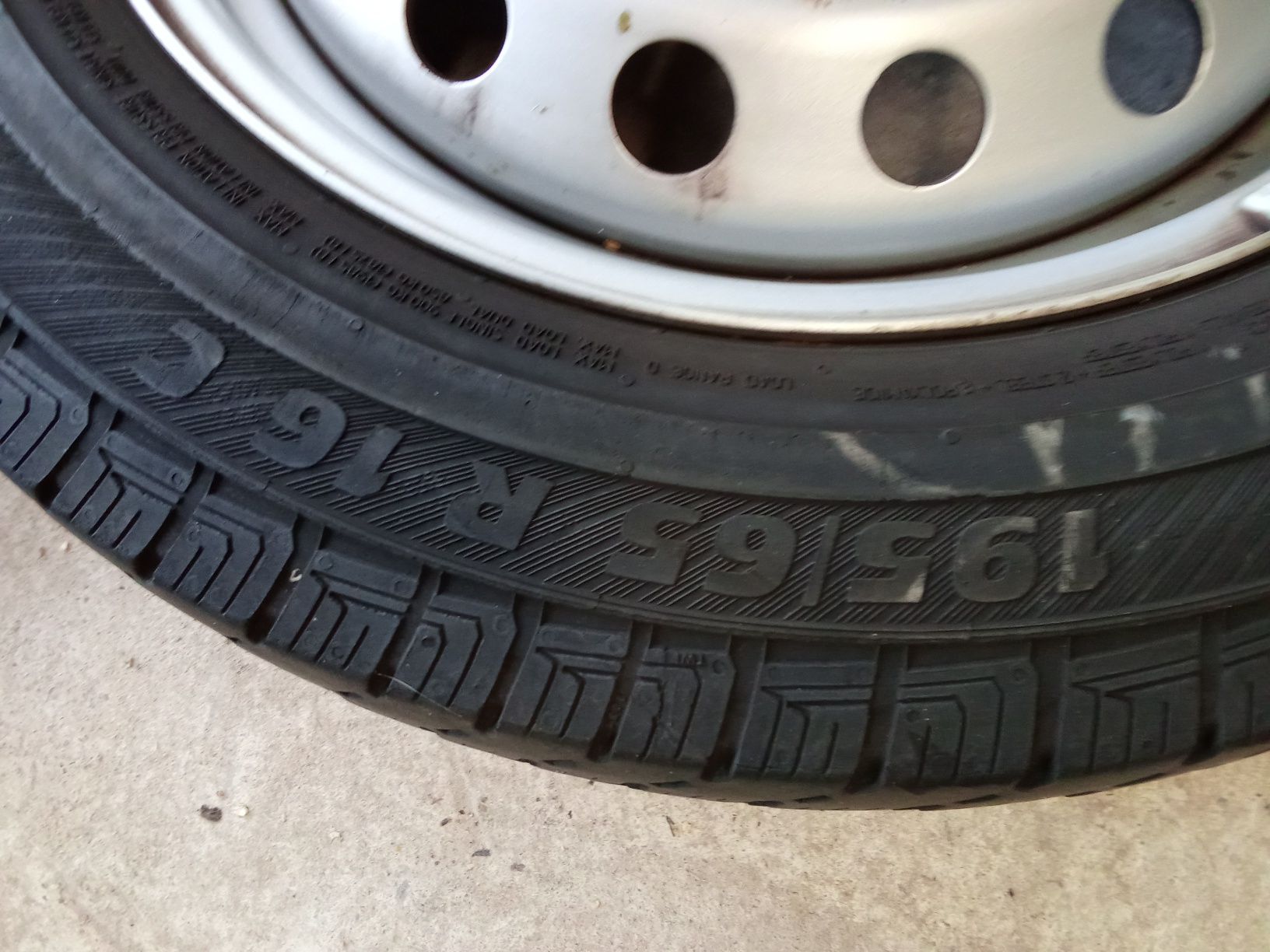 Felgi StaloweTrafic Vivaro 5x118 16cali Opony Lato C