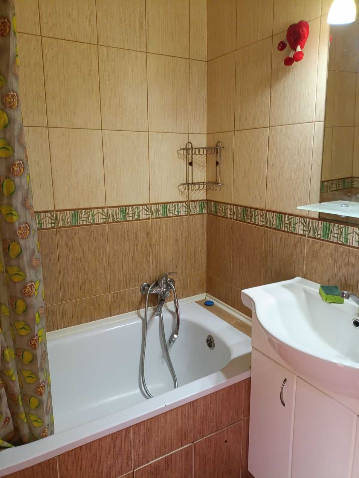 Продам 1 к.кв. м. Наукова, Ботанічний сад, Саржин Яр